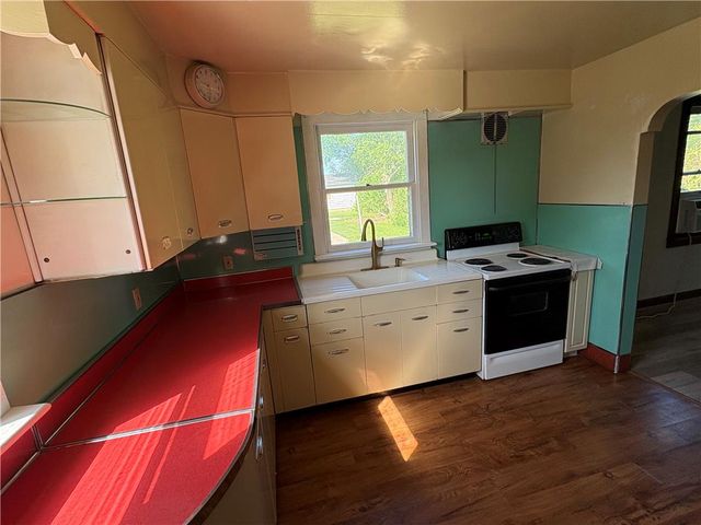 2122 2nd Avenue, Whitehall Twp, PA 18052