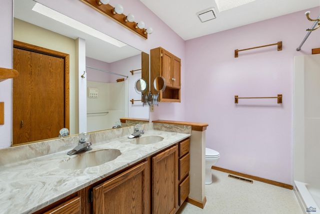3804 PARKRIDGE DR, Rapid City, SD 57702