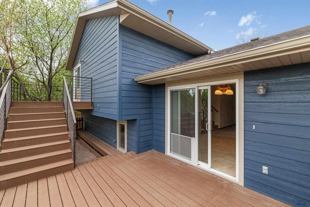 3804 PARKRIDGE DR, Rapid City, SD 57702