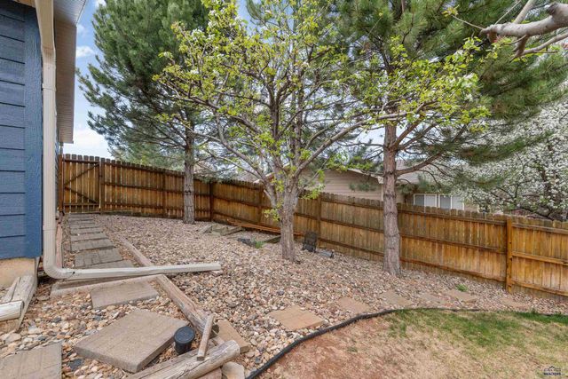 3804 PARKRIDGE DR, Rapid City, SD 57702