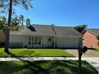 3114 Sleepy Hollow Drive, Sugar Land, TX 77479