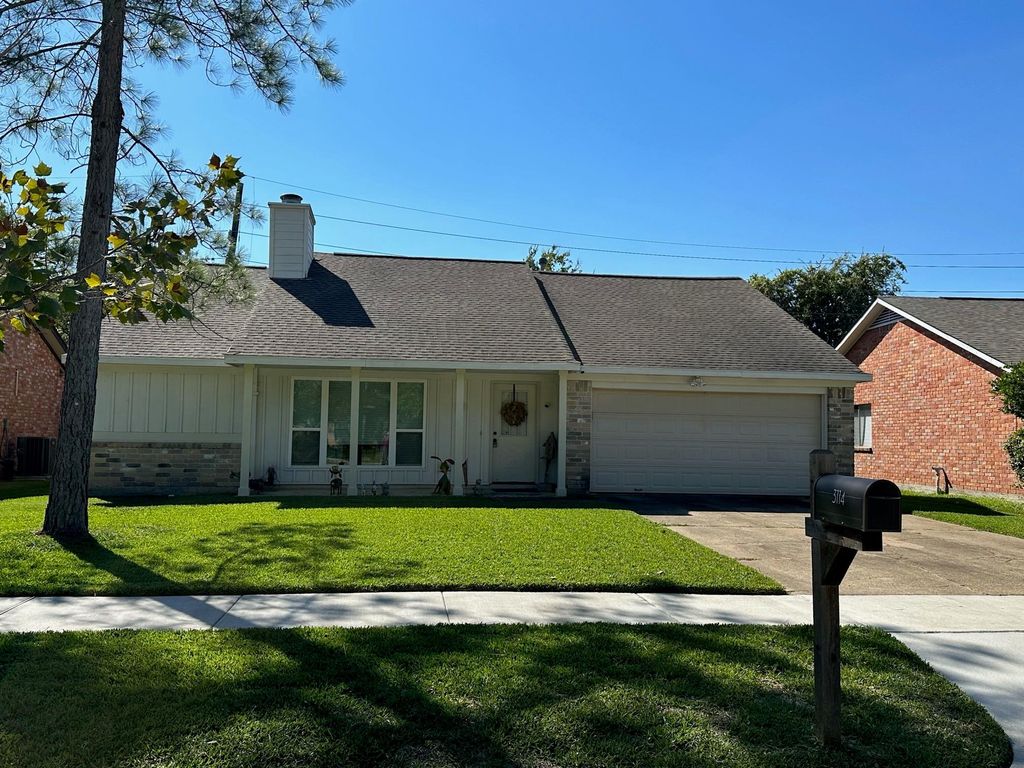 3114 Sleepy Hollow Drive, Sugar Land, TX 77479