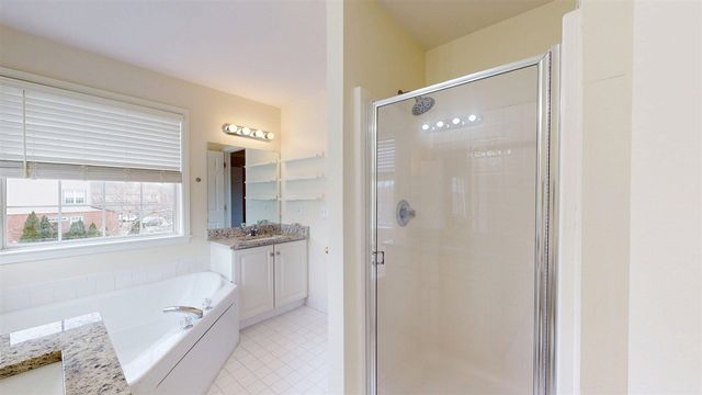 2890 Barclay Way, Ann Arbor, MI 48105