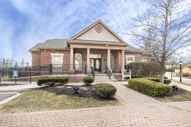 2890 Barclay Way, Ann Arbor, MI 48105