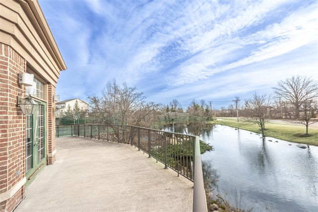 2890 Barclay Way, Ann Arbor, MI 48105