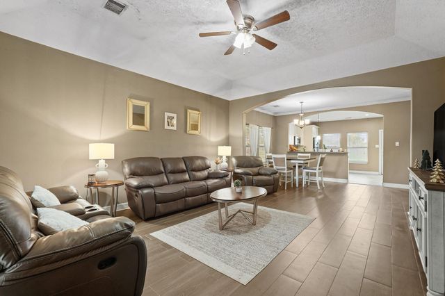 351 Cattle Drive Trail, Angleton, TX 77515
