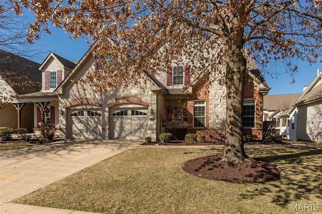 1103 Spruce Forest Drive, Lake St Louis, MO 63367