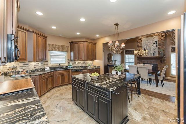 1103 Spruce Forest Drive, Lake St Louis, MO 63367