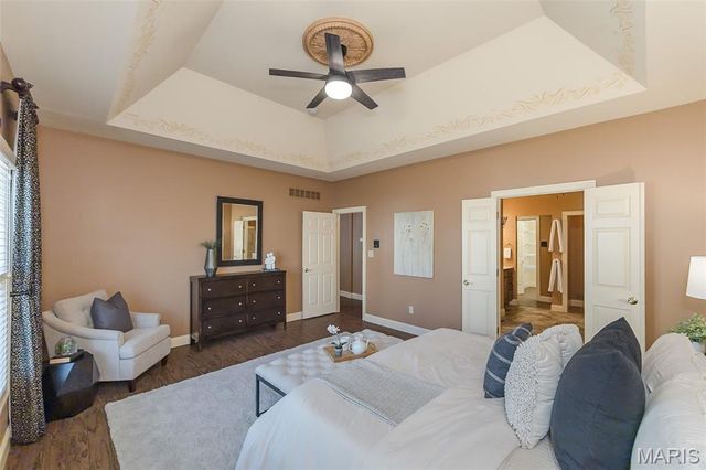 1103 Spruce Forest Drive, Lake St Louis, MO 63367