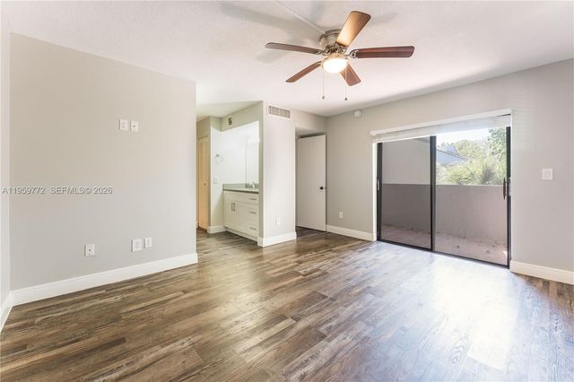 8810 SW 132nd Pl 404DN, Miami, FL 33186