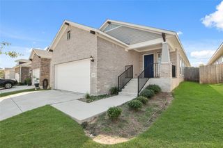 120 Riverhill DR, Georgetown, TX 78628