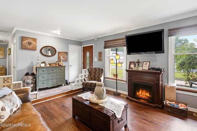 102 Susan Drive, Jackson, NJ 08527