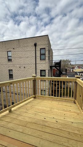 1118 S Western Avenue 3R, Chicago, IL 60612