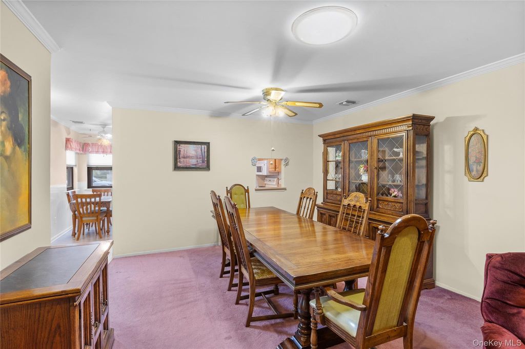 118 Knolls Drive, Stony Brook, NY 11790 — photo 5