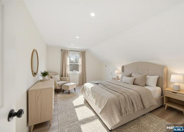 189 Oraton Parkway, East Orange, NJ 07017