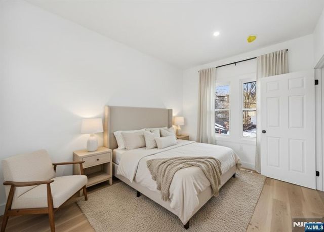 189 Oraton Parkway, East Orange, NJ 07017