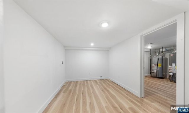 189 Oraton Parkway, East Orange, NJ 07017