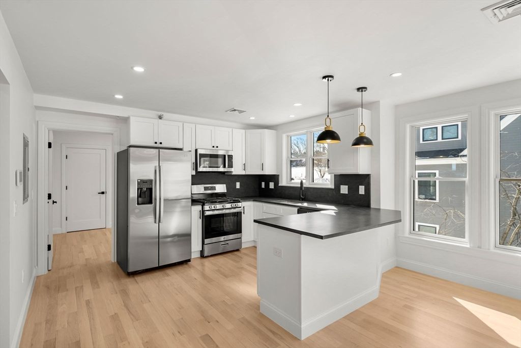 55 Dustin Street 3, Boston, MA 02135