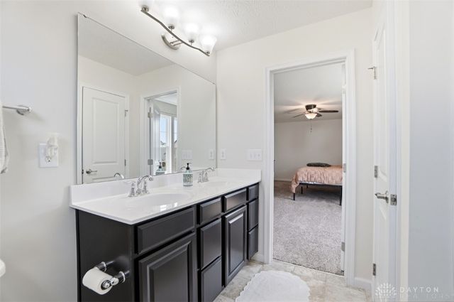 2727 Unbridled Way, Morrow, OH 45152