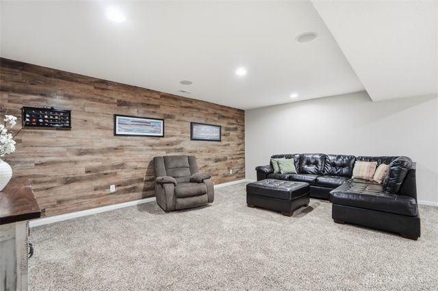 2727 Unbridled Way, Morrow, OH 45152