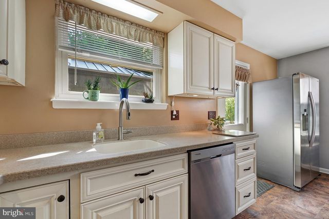 1721 WILLIS, Baltimore, MD 21227