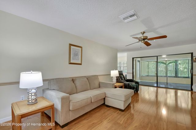 6762 Pearleaf Court, Spring Hill, FL 34606