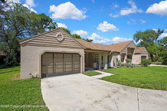 6762 Pearleaf Court, Spring Hill, FL 34606