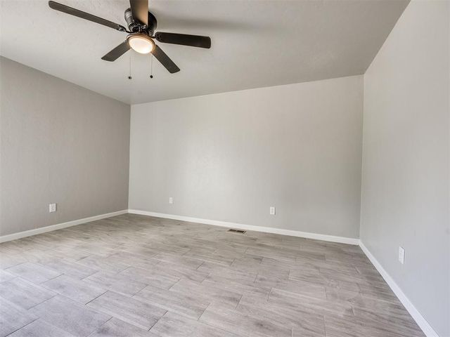 11609 Twisted Oak Road, Oklahoma City, OK 73120