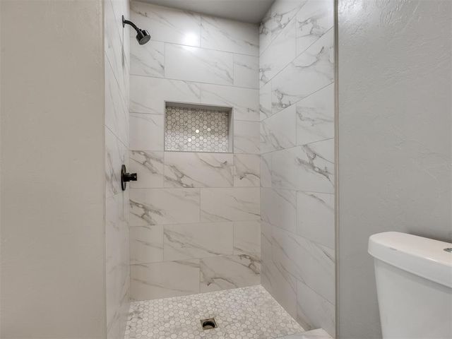 11609 Twisted Oak Road, Oklahoma City, OK 73120