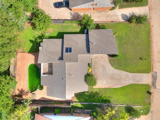 11609 Twisted Oak Road, Oklahoma City, OK 73120