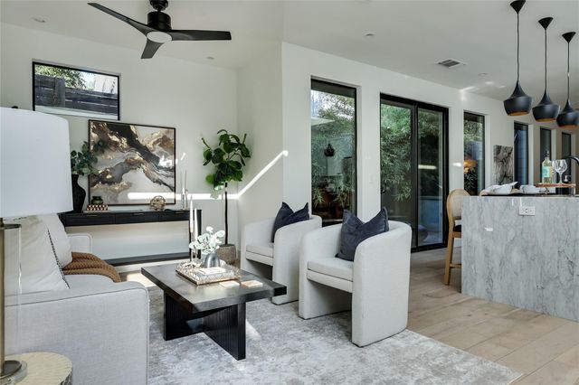 2804 E 22nd ST A, Austin, TX 78722