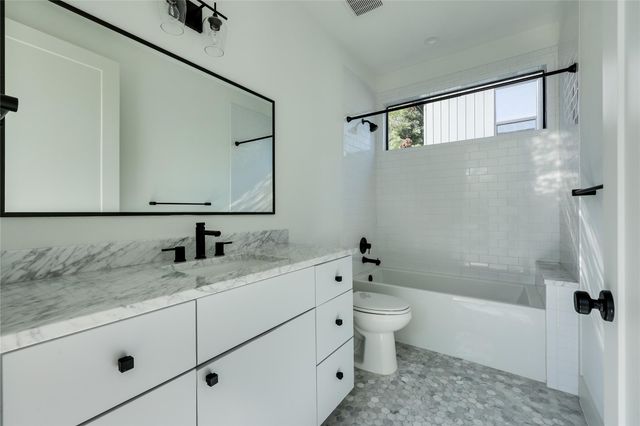 2804 E 22nd ST A, Austin, TX 78722