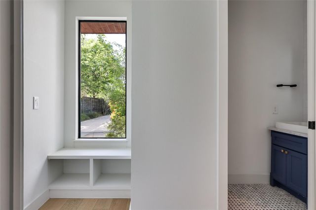 2804 E 22nd ST A, Austin, TX 78722