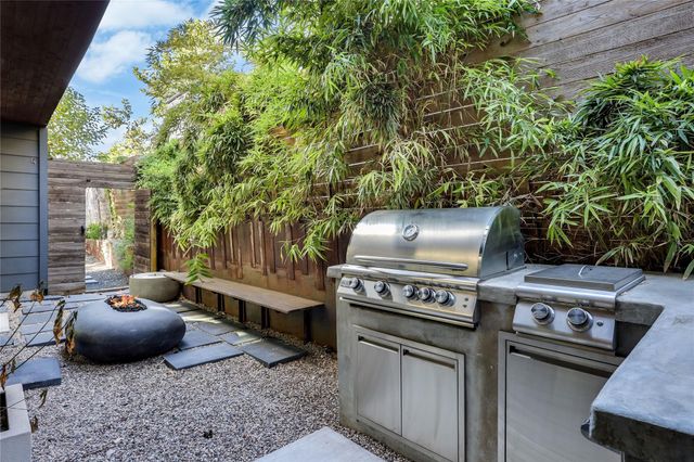 2804 E 22nd ST A, Austin, TX 78722