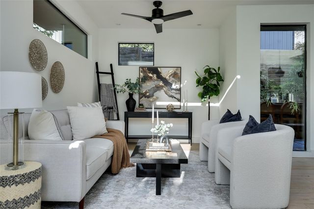 2804 E 22nd ST A, Austin, TX 78722