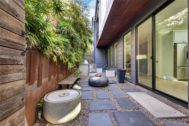 2804 E 22nd ST A, Austin, TX 78722