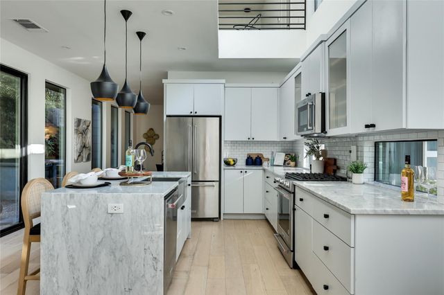 2804 E 22nd ST A, Austin, TX 78722