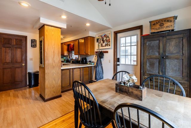 10070 St Rt 132, Pleasant Plain, OH 45162