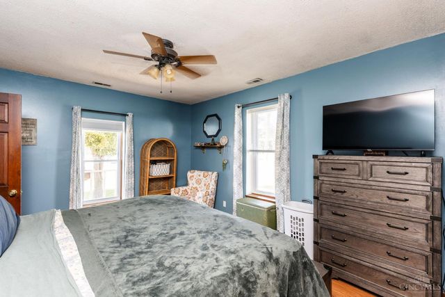 10070 St Rt 132, Pleasant Plain, OH 45162
