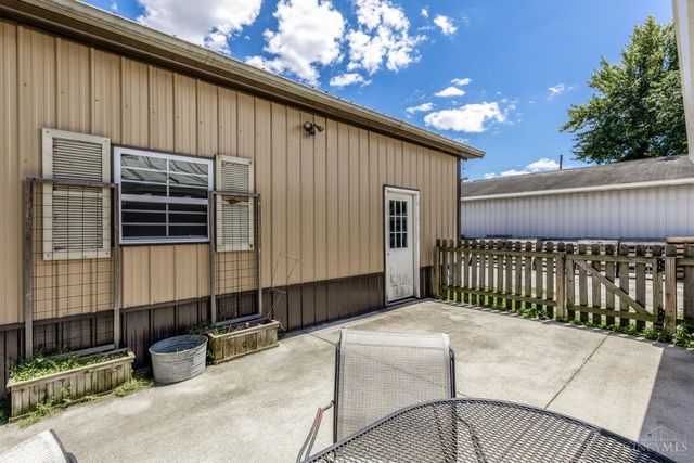10070 St Rt 132, Pleasant Plain, OH 45162