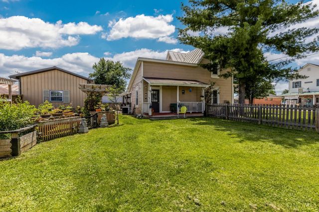 10070 St Rt 132, Pleasant Plain, OH 45162