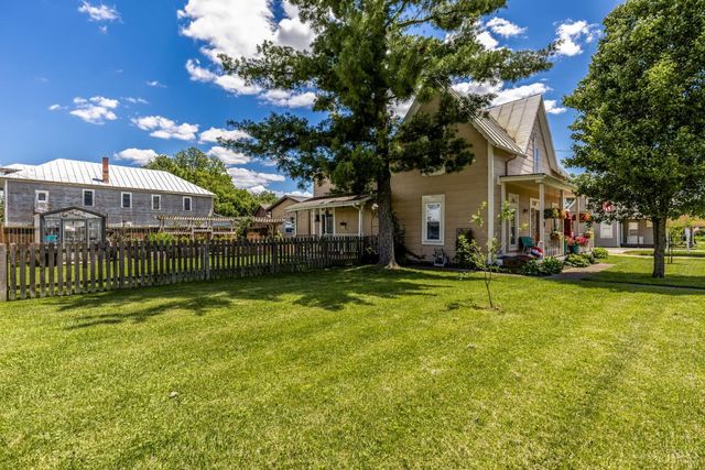 10070 St Rt 132, Pleasant Plain, OH 45162