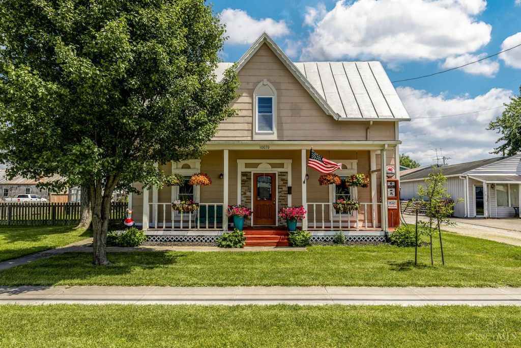 10070 St Rt 132, Pleasant Plain, OH 45162
