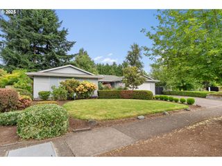 420 MAR Loop, Eugene, OR 97401