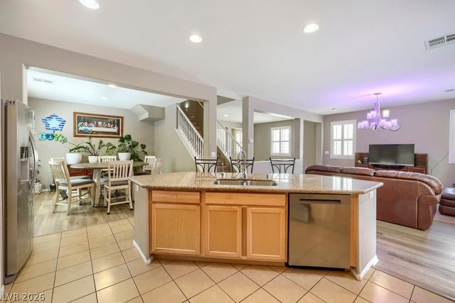 615 Little Moon Avenue, Las Vegas, NV 89178