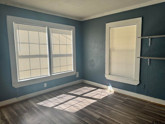1620 S Englewood Ave., Tyler, TX 75701