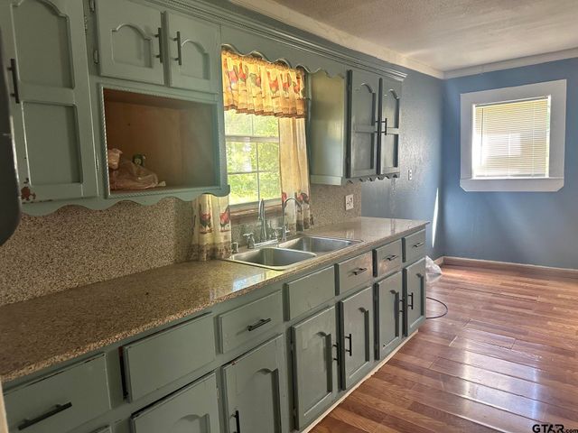 1620 S Englewood Ave., Tyler, TX 75701