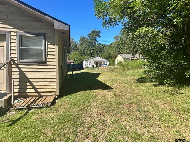 1620 S Englewood Ave., Tyler, TX 75701