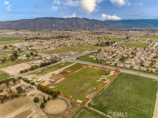 880 S Sanderson Street, San Jacinto, CA 92582