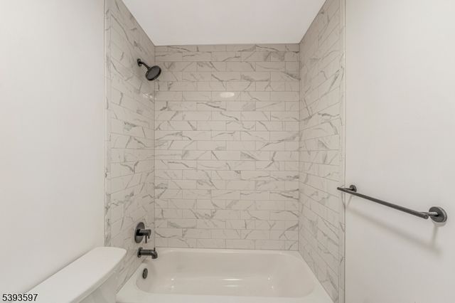 76 Farm Rd O, Hillsborough Twp., NJ 08844
